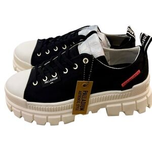 Palladium REVOLT LO TX platform chunky sneakers